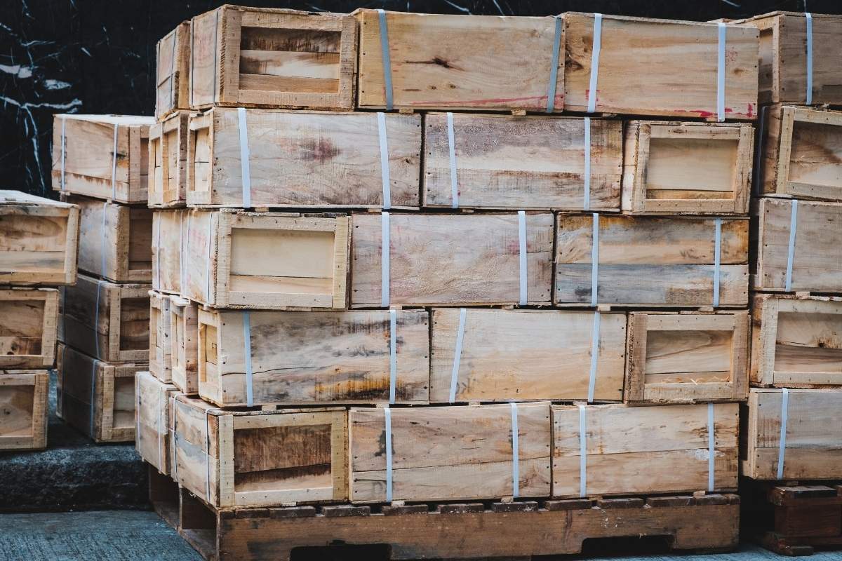 Export-ready customized packaging